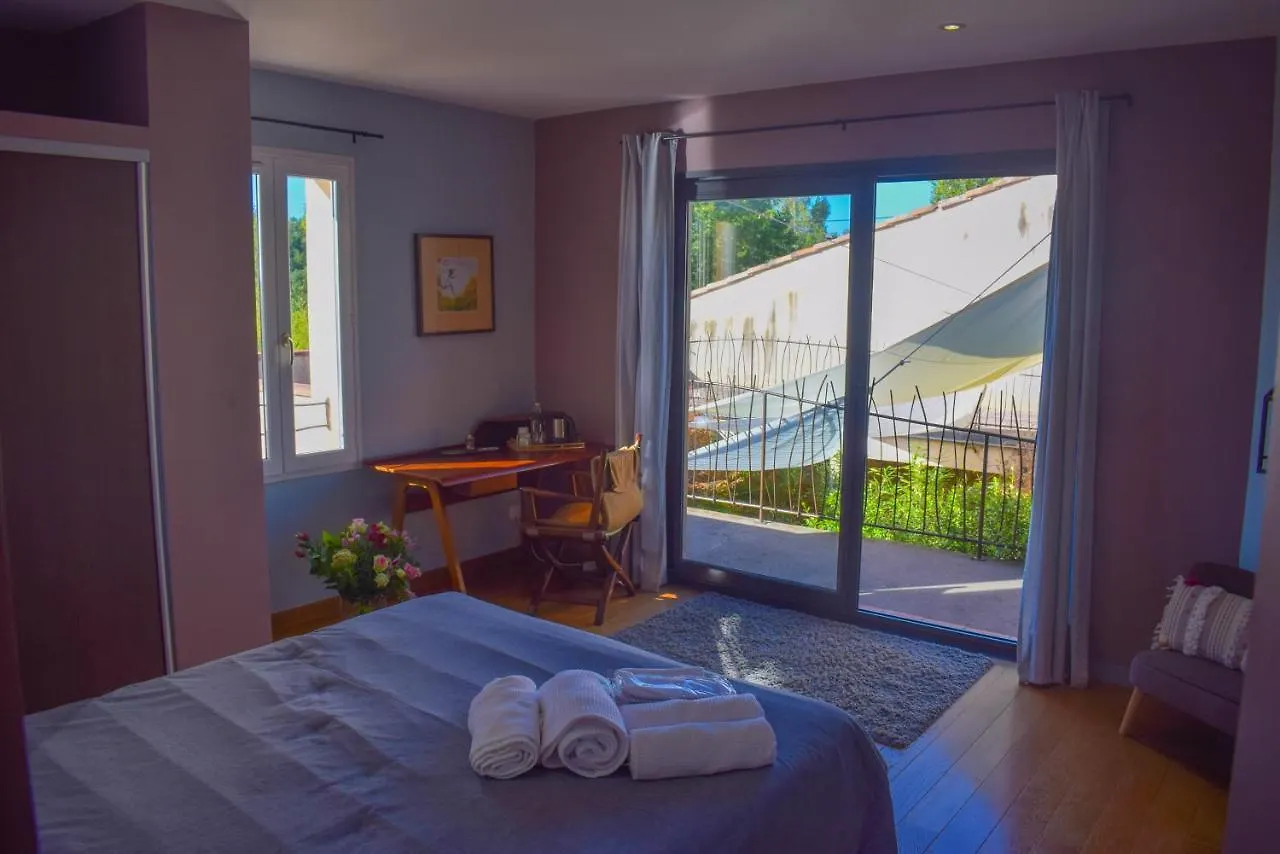 Couette-café La Grande Oasis - B&B et Spa Grazac